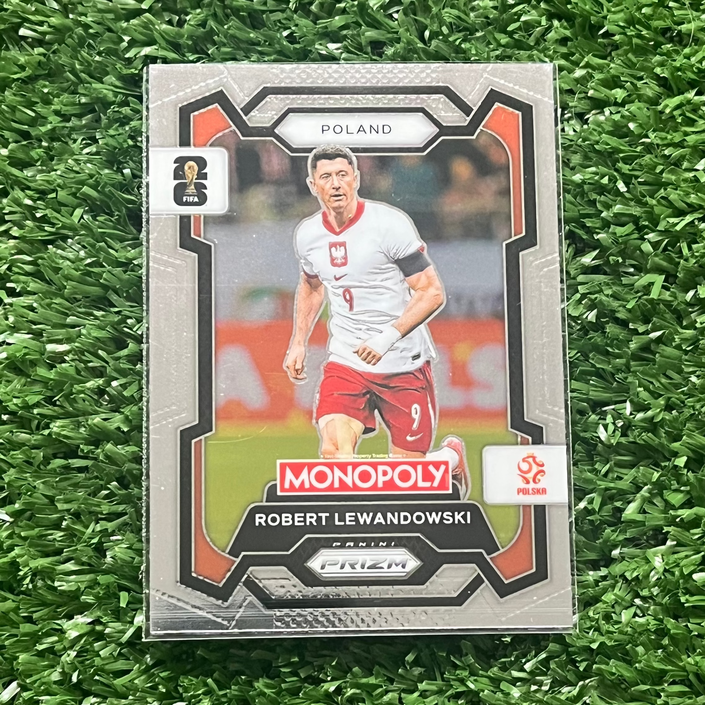 HASBRO Monopoly Panini Prizm: FIFA Word Cup 2026 Base Card | Robert Lewandowski - Polska